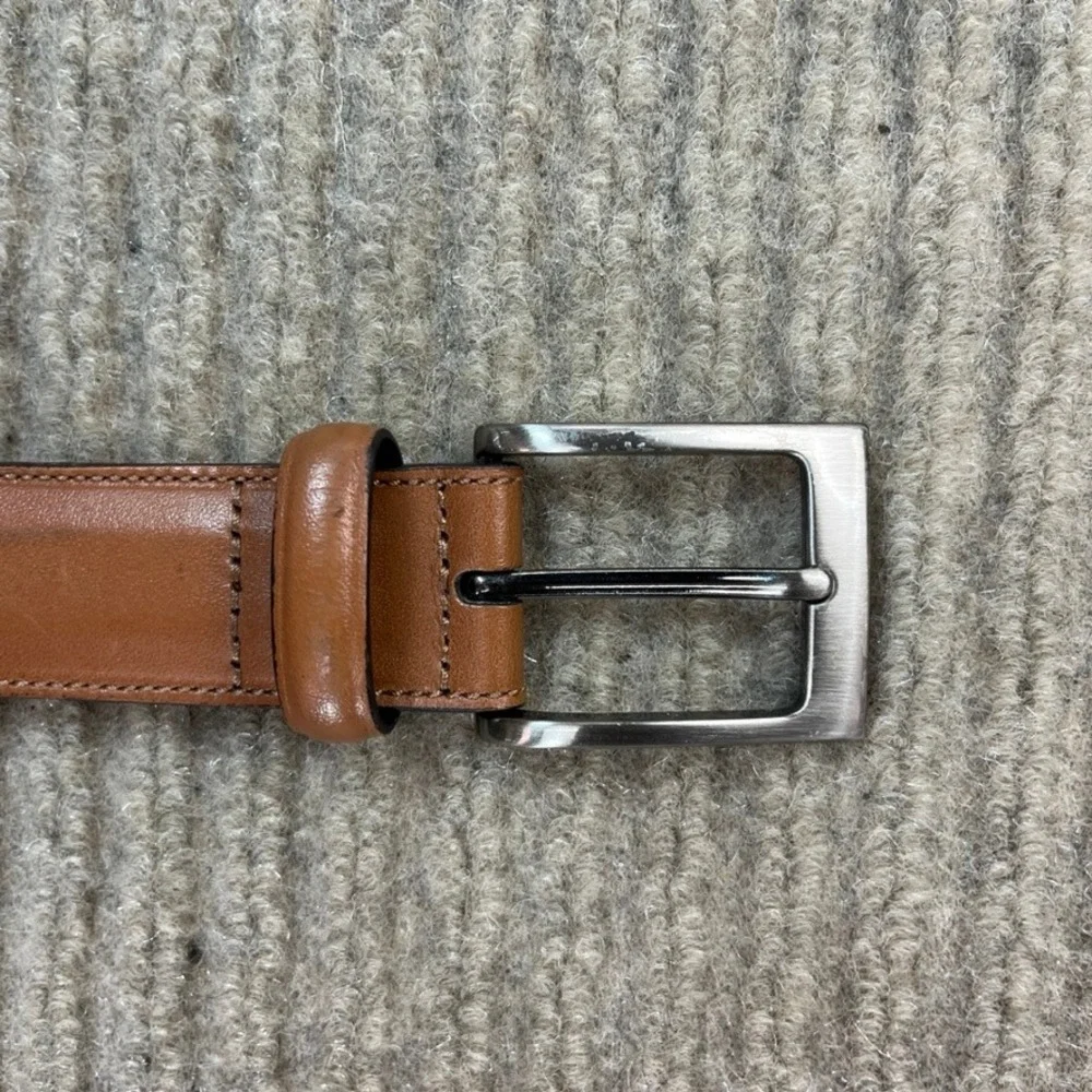 Perry Ellis Portfolio Mens Tan Brown Leather Dress Belt 34 Silver Buckle 1PE2030